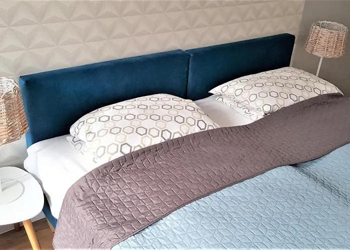 Centrum * צ'סטוצ'ובה